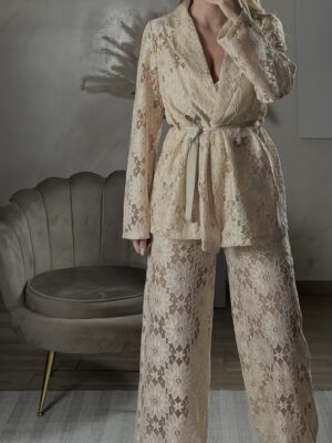 Satin Pizzo Cream